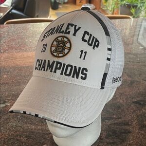 Boston Bruins 2011 Stanley Cup authentic Champions Hat. NWOT